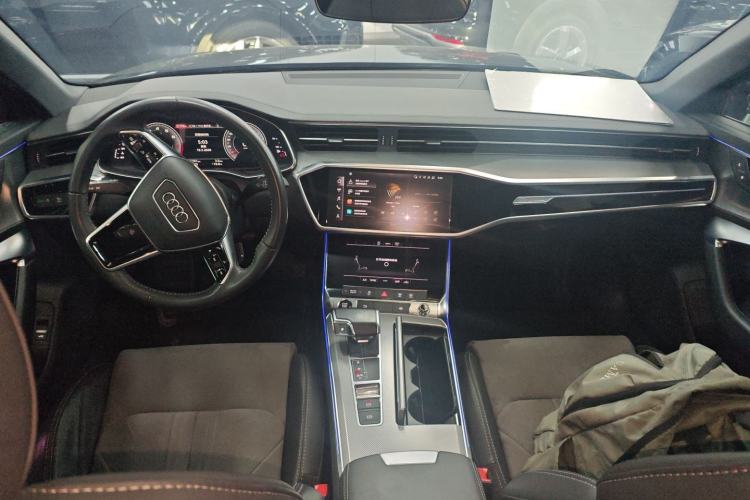 Used Audi A6L 2021 40 TFSI Luxury Dynamic Edition Center Console