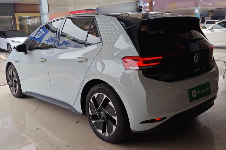 Used Volkswagen ID.3 2022 Active Pure Intelligent Enjoyment Edition Rear Left 45 Deg