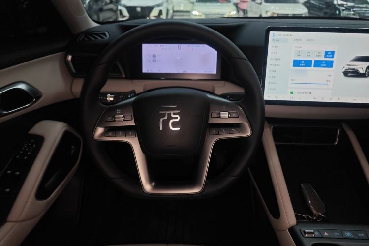 Used BYD Yuan UP 2025 Intelligent Driving Version 401 KM Dynamic Edition