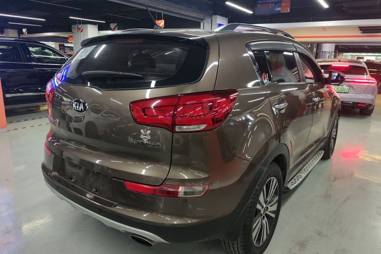 Used Kia Sportage R 2015 2.0L Automatic Two-Wheel Drive DLX Model
