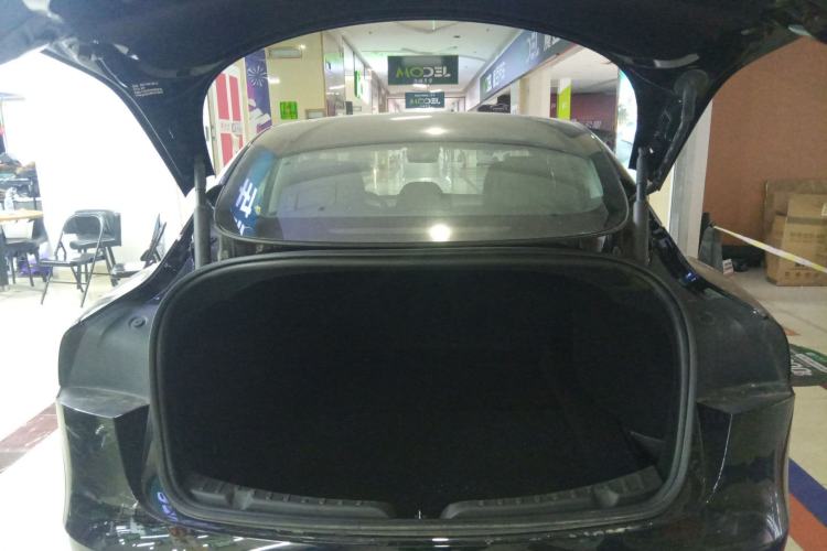 Used Tesla Model 3 2023 Long-Range All-Wheel-Drive Version
