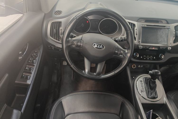 Used Kia Sportage R 2015 2.0L Automatic Two-Wheel Drive DLX Model Steering Wheel