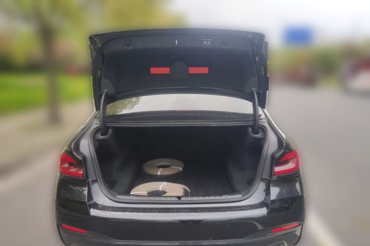 Used BMW 5 Series 2023 530Li Leading Model M Sport Package Trunk