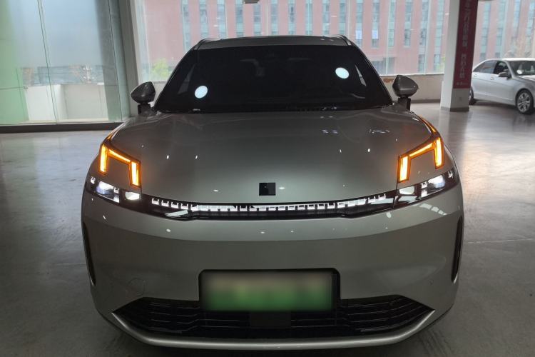 Used Lynk & Co 08 EM-P 2025 120km Long-Range Halo Front