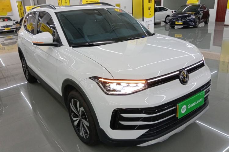 Used Volkswagen Tharu 2025 New Sharp 300TSI Ambitious Edition Front Right 45 Deg