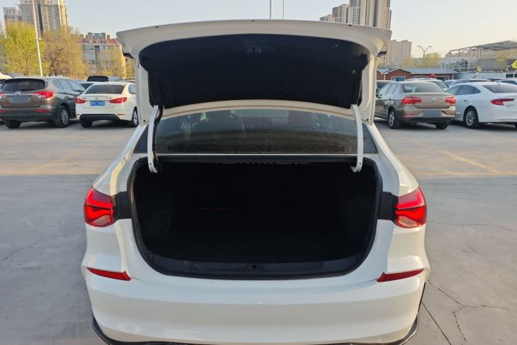 Used Chevrolet Monza 2023 1.5L Dual-Clutch Enjoyment Edition Trunk