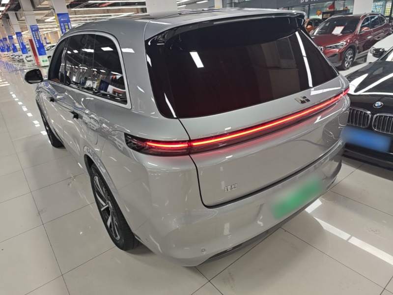 Used Li Auto L8 2023 Pro Model — 4