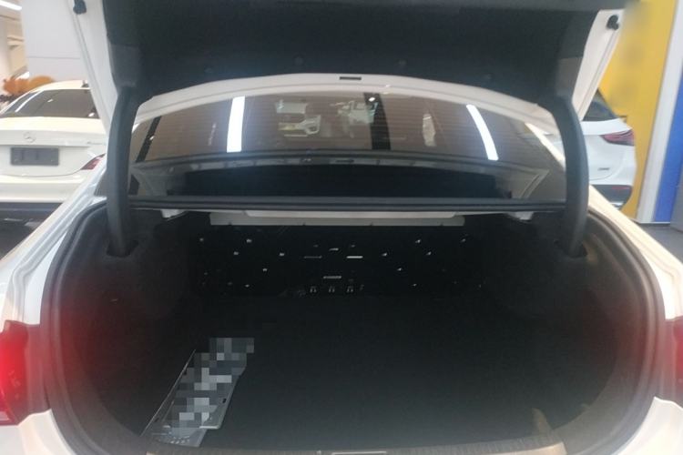 Used Mercedes-Benz A-Class 2022 Revised Version A 200 L Sport Sedan Fashionable Style
