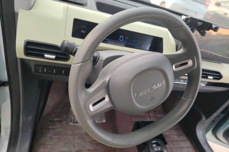 Used Geely Galaxy Panda 2024 Panda Mini 200km Endurance Bear