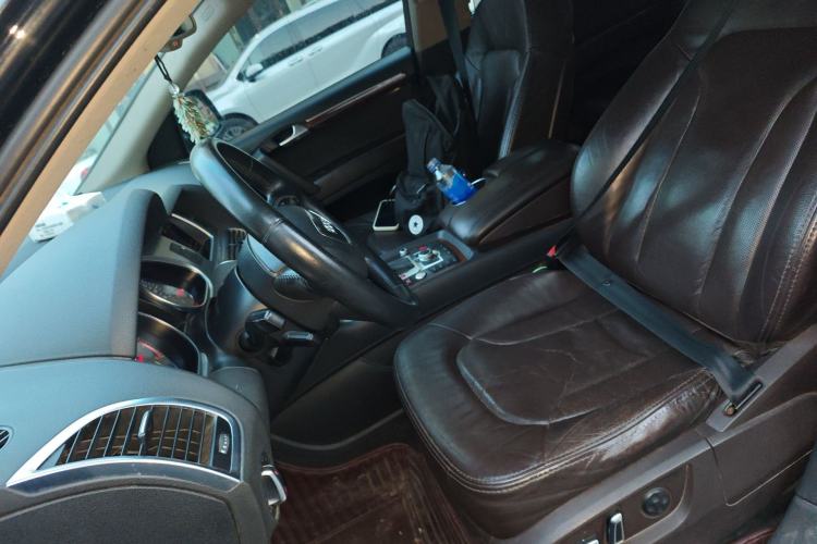 Used Audi Q7 2013 35 TFSI Technology Edition Left Front Seat