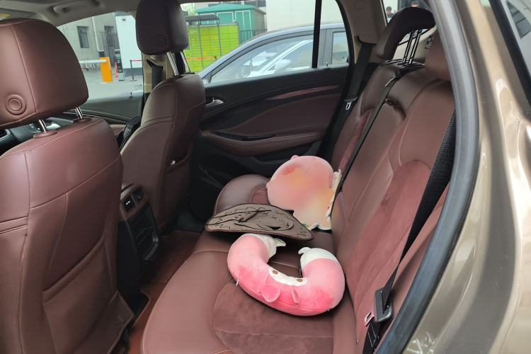 Used Buick Envision 2016 20T Two-Wheel-Drive Elite Model Left Rear Seat