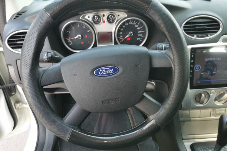 Used Ford Focus 2013 Hatchback Classic 1.8L Automatic Base Model