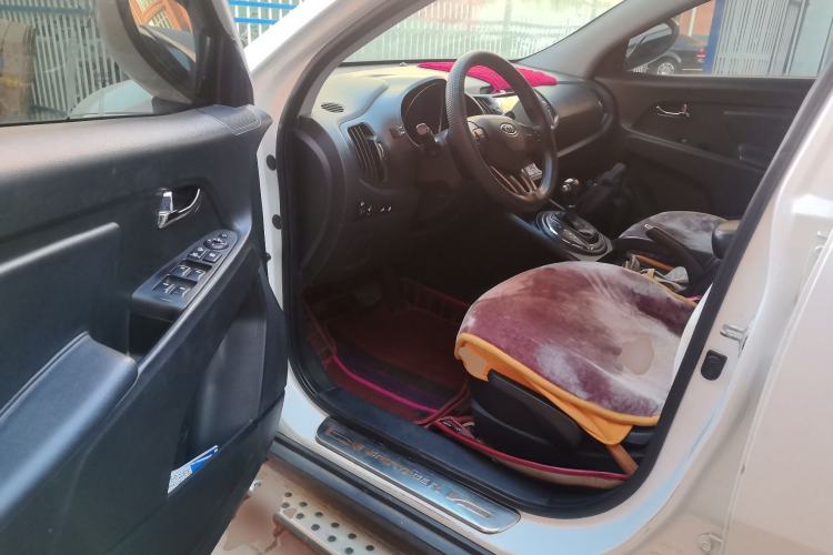 Used Kia Sportage R 2012 2.0L Automatic Two-Wheel Drive NAVI
