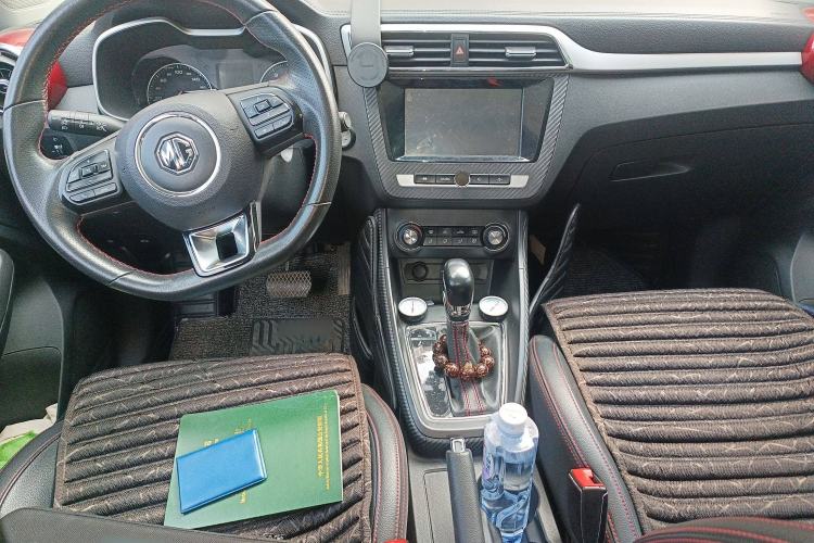 Used MG ZS 2017 16T Automatic Flagship Internet Edition Center Console