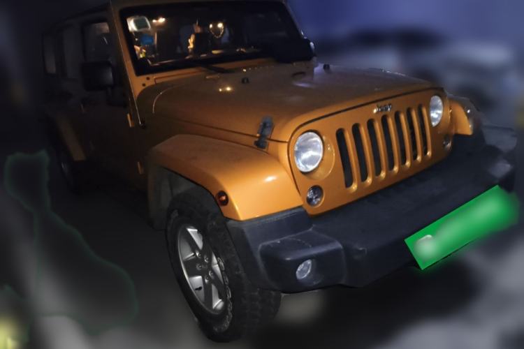 Used Jeep Wrangler 2014 3.0L Sahara Four-Door Edition