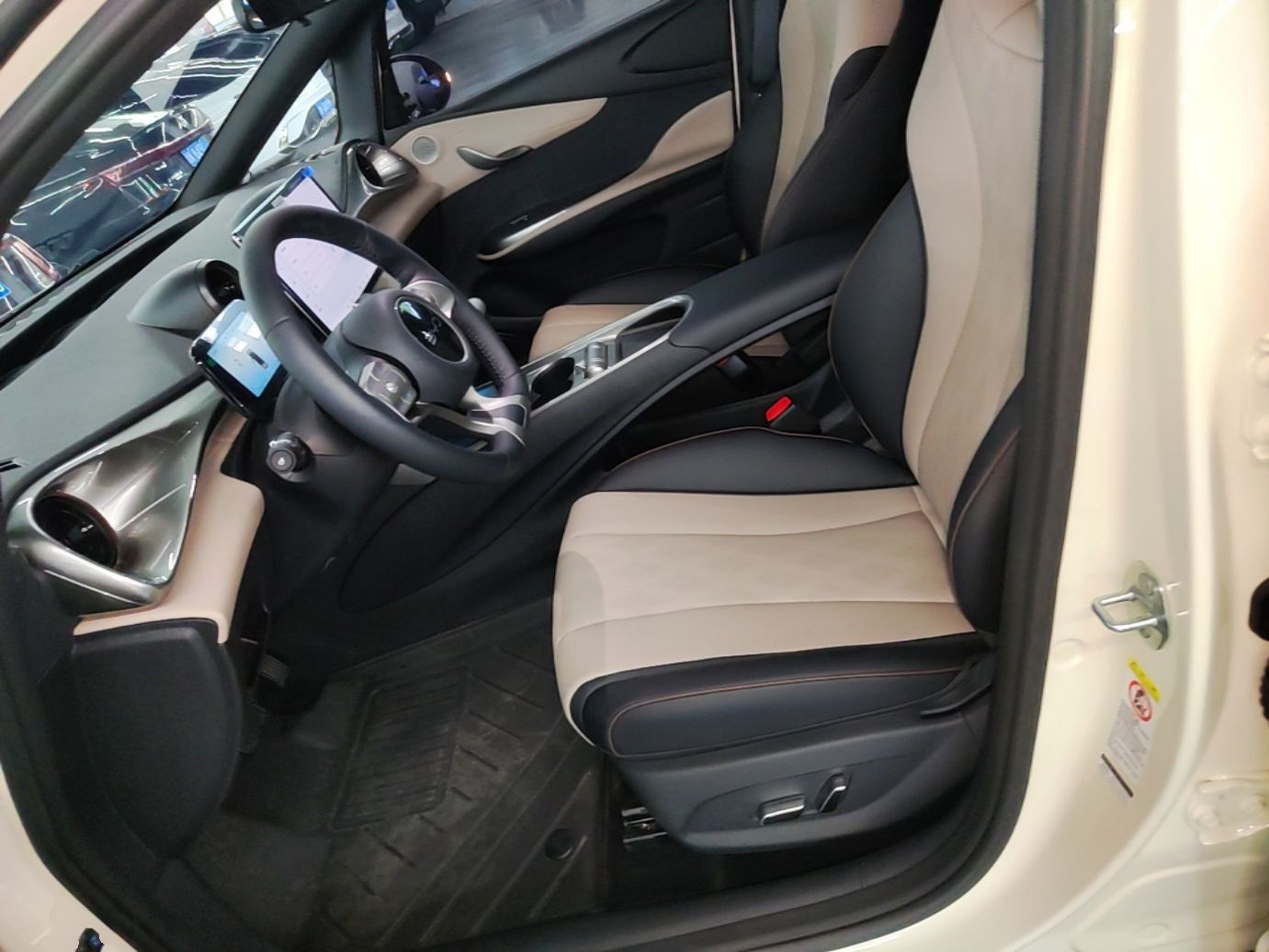 Vordere Reihe im Auto