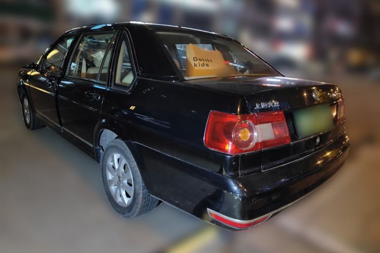 Used Volkswagen Santana Vista 2010 1.6L Manual Comfort Version