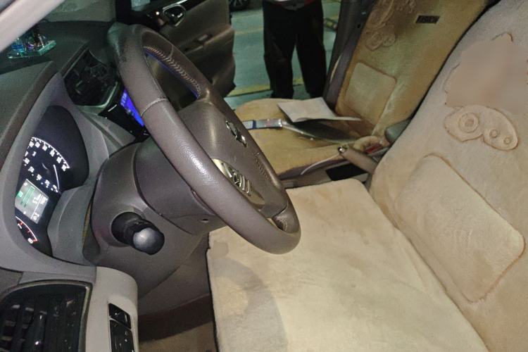 Used Nissan Sylphy 2012 Classic 1.6XL Manual Luxury Edition Left Front Seat