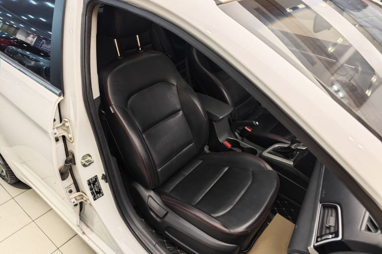 Used Hyundai Elantra (6th Generation / Lingdong) 2016 1.6L Automatic ZhiXuan – Elite Version