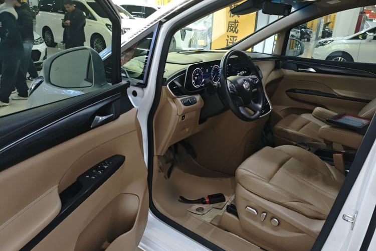 Used Buick GL8 2021 ES Land Cruiser 653T Luxury Edition