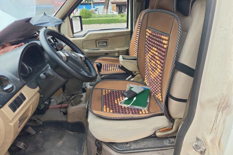 Used Dongfeng Xiaokang C37 2012 1.4L Entrepreneur II Type DK13-06 Left Front Seat