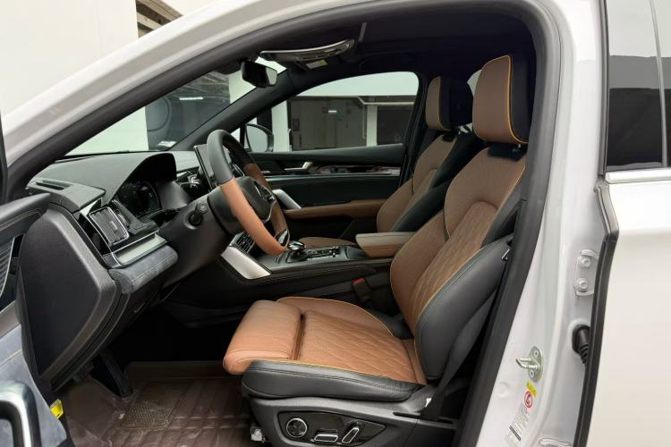 Used BYD Tang New Energy 2021 DM-i 112KM Prestige Model Interior 2