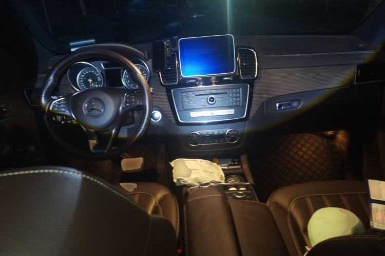 Used Mercedes-Benz GLE 2019 GLE 320 4MATIC Dynamic Edition Prestige Model
