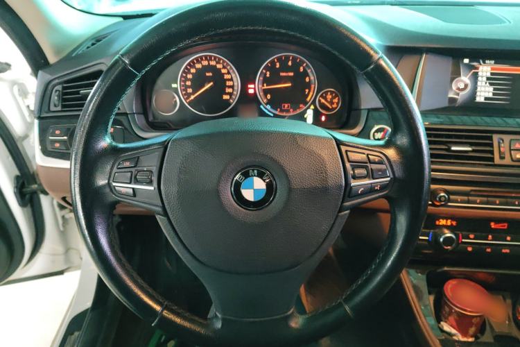 Used BMW 5 Series 2014 520i Elegant Edition