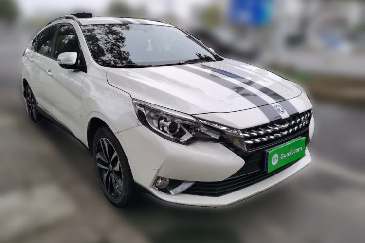 Used Venucia T90 2017 2.0L Manual ZhiShang Edition Front Right 45 Deg