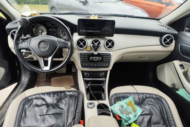 Used Mercedes-Benz GLA 2015 GLA 220 4MATIC Fashion Model