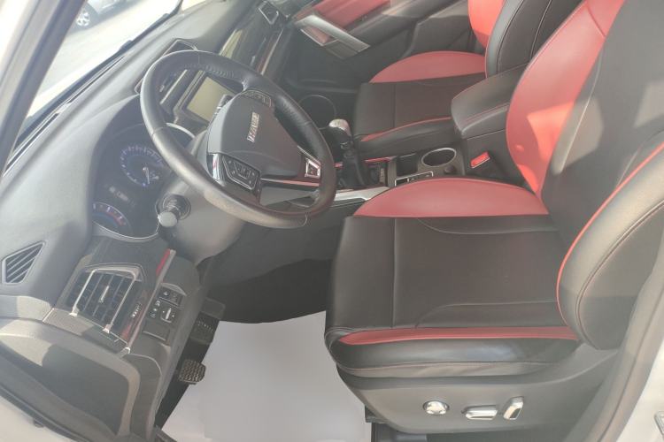 Used Haval H2 2017 Blue Label 1.5T Manual Two-Wheel Drive Luxury Model