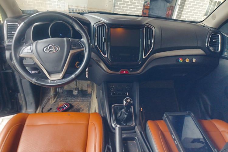 Used CHANGAN OSHAN CX70 2016 1.6L Manual Luxury Model