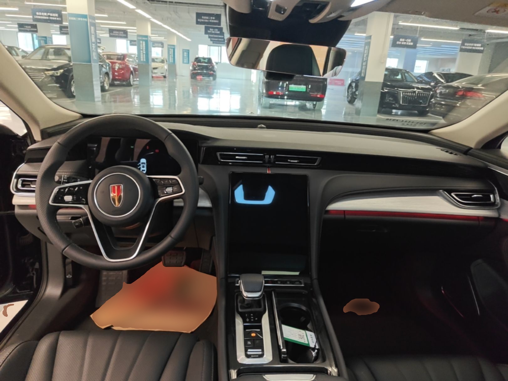Hongqi H5 2025 2.0T Automatic Flag Edition – 500 000 Units Commemorative Version — снимка 12