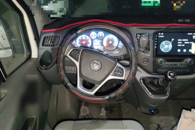 Used Foton Toano 2023 2.0T Manual Urban Version Short Wheelbase Low Roof with Single Rear Tire Available in 5/6/9-Seater Configurations