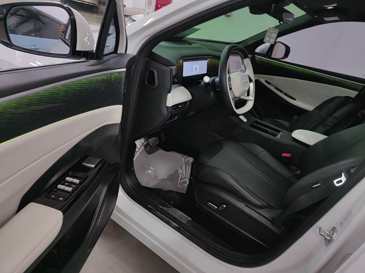 Geely Galaxy L7 2023 1.5T 115 km MAX — снимка 18