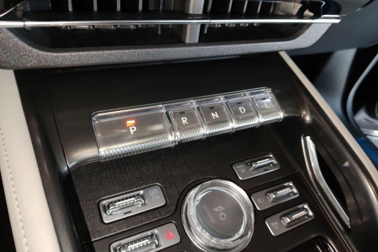 Used Lincoln Nautilus 2023 2.0T All-Wheel-Drive Zunrui Hybrid Version