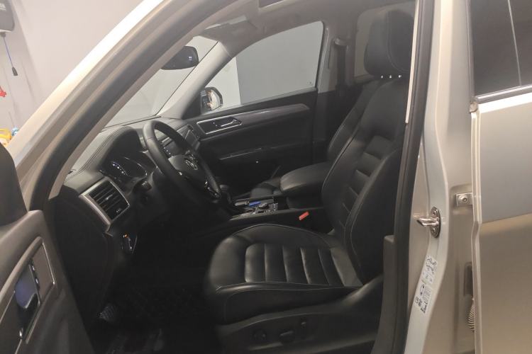 Used Volkswagen Teramont 2017 380TSI Four-Wheel Drive Luxury Edition Left Front Seat