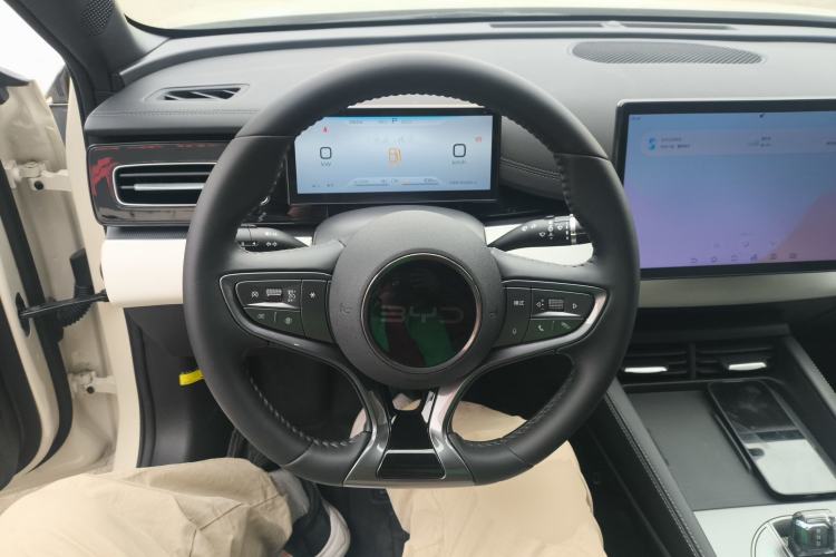 Used BYD Seal 06 New Energy 2024 DM-i 80KM Prestige Model
