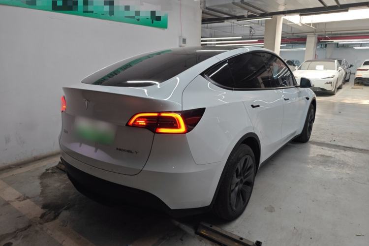Used Tesla Model Y 2024 Rear-Wheel-Drive Version Rear Right 45 Deg