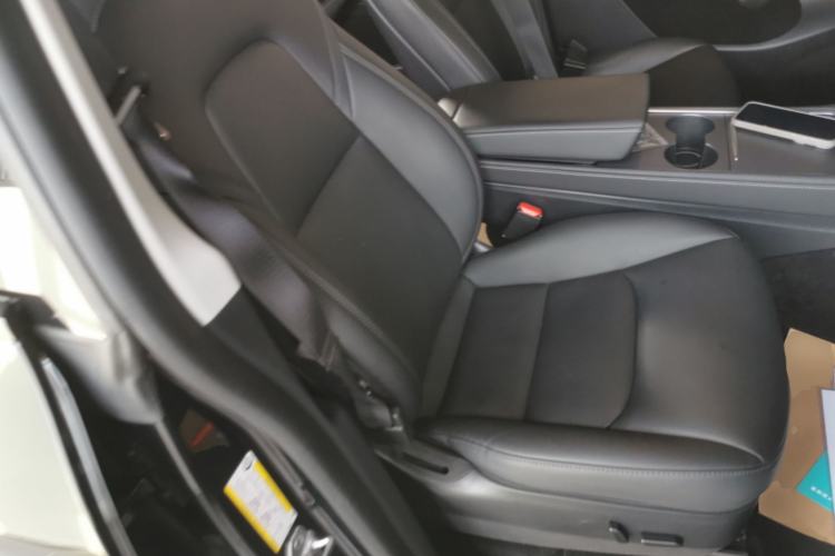 Used Tesla Model Y 2021 Long-Range All-Wheel-Drive Version 3D7