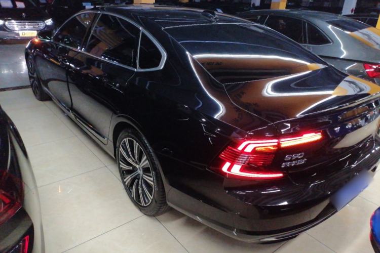 Used Volvo S90 2024 B5 Zhiyuan Luxury Edition
