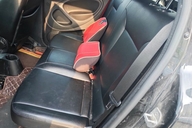 Used smart forfour 2016 1.0L 52 kW Dynamic Edition Left Rear Seat