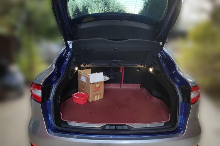 Used Maserati Levante 2018 3.0T Classic Edition Trunk