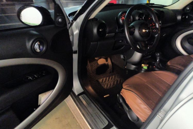 Used MINI Countryman 2016 1.6T COOPER ALL4 Fun Equipment Enthusiast Driver Seat