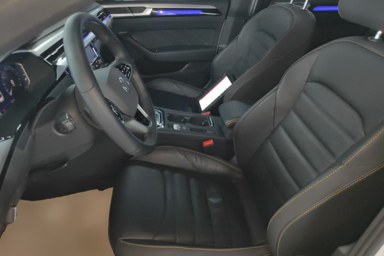 Used Volkswagen FAW-Volkswagen CC 2023 380TSI Striking Edition