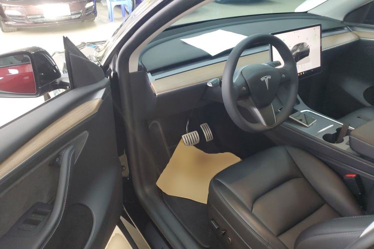 Used Tesla Model Y 2022 Performance High-Performance All-Wheel-Drive Version Driver Seat