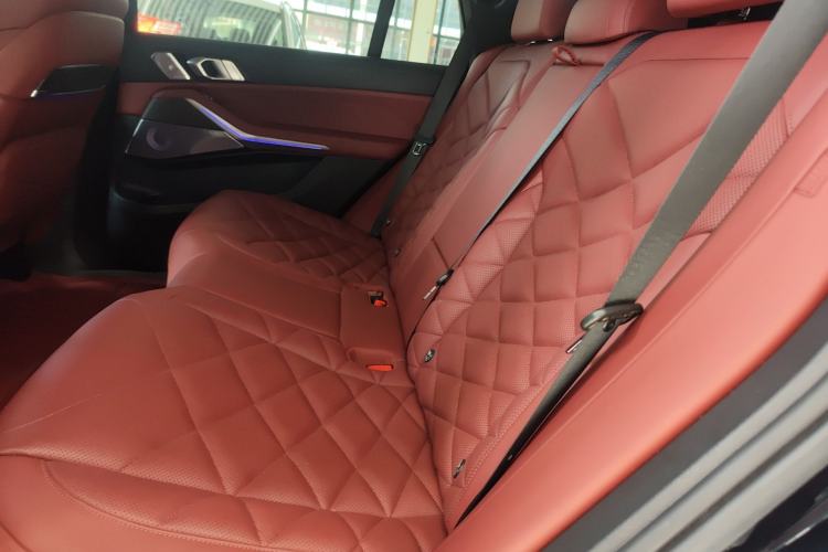 Used BMW X5 2022 Restyled xDrive 40Li M Sport Package Left Rear Seat