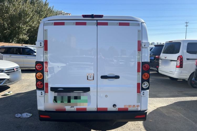 Used Farizon Xingxiang V 2024 Star Enjoy V6E Feature Edition Xuanwu 41.055 kWh
