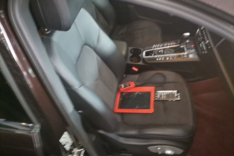 Used Porsche Macan 2018 Macan 2.0T Right Front Seat