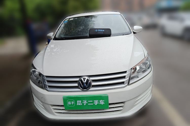 Used Volkswagen Santana 2015 1.6L Manual Fashion Edition Front